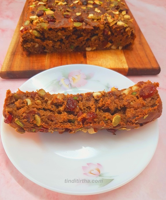 CHRISTMAS CRANBERRY AND DRY NUTS CAKE egg free and alcohol free