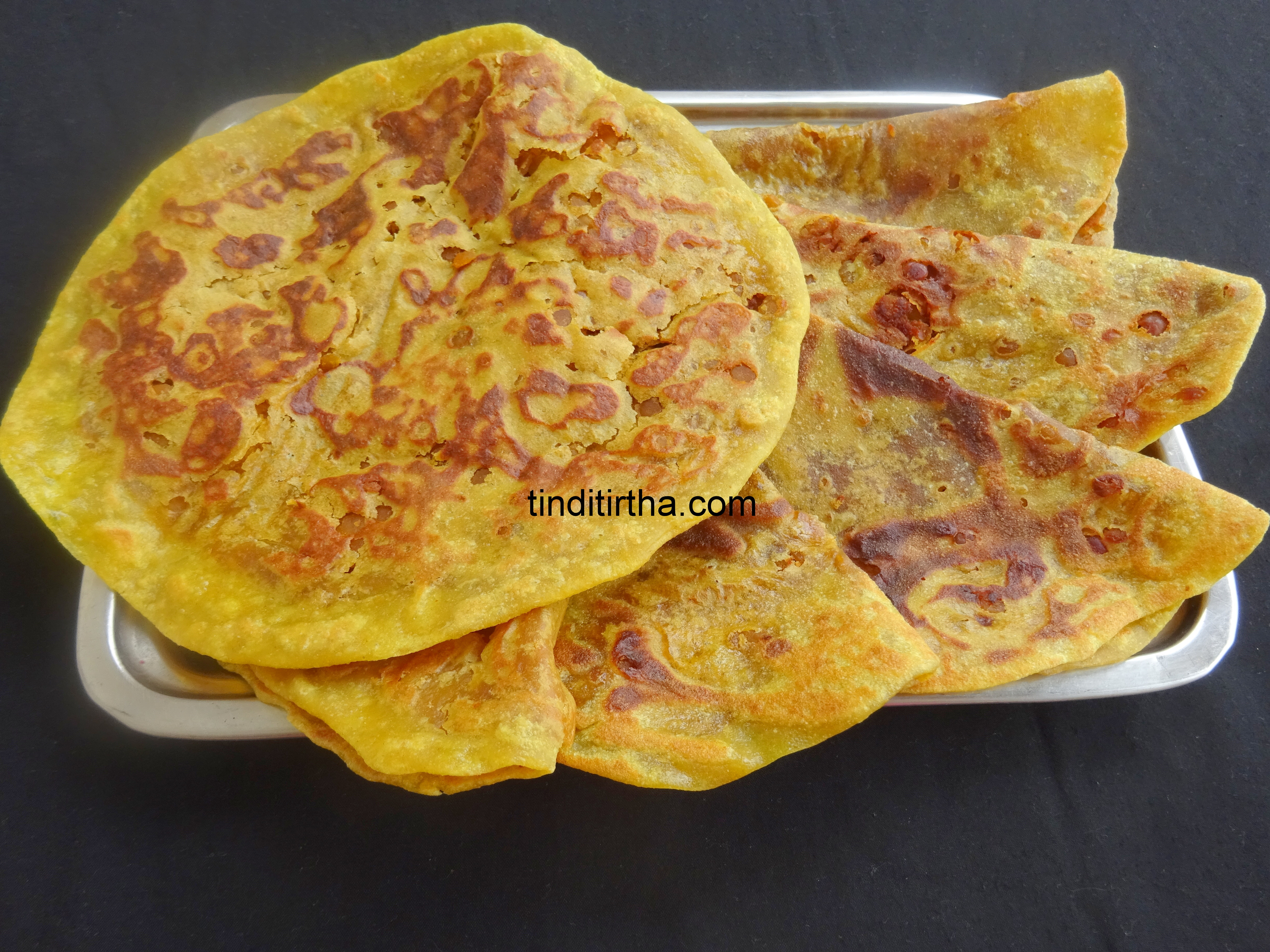 Wheat flour sweet flat bread| Puran Poli| godhi hittina bele holige