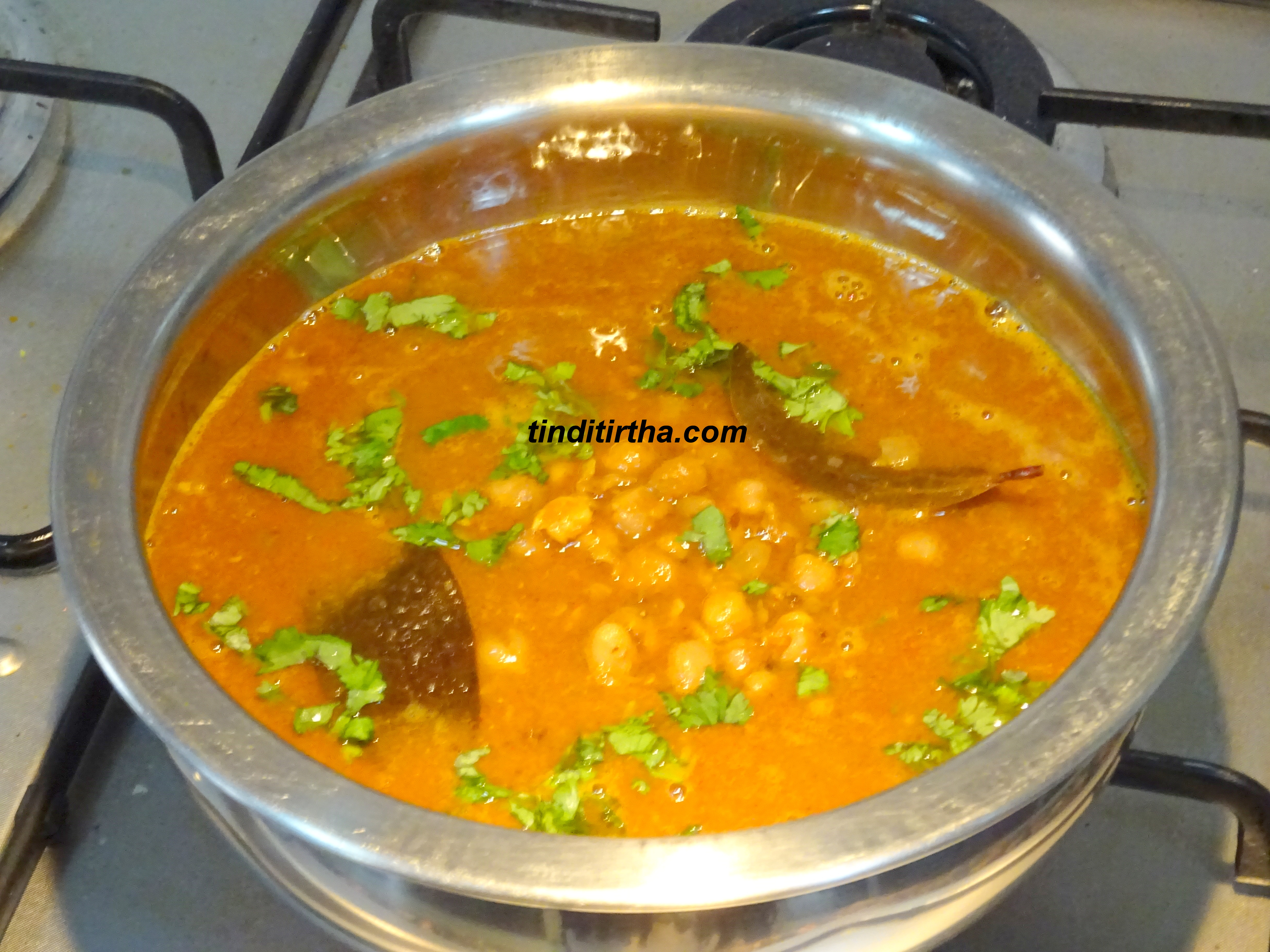 Chole | Punjabi (Satvik) chole |